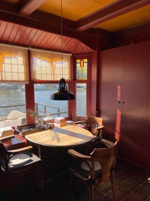 אמסטרדם Houseboat Amstel River Studio מראה חיצוני תמונה